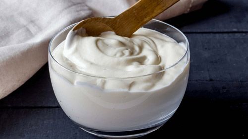 Curd for hair and dandruff | Man Matters