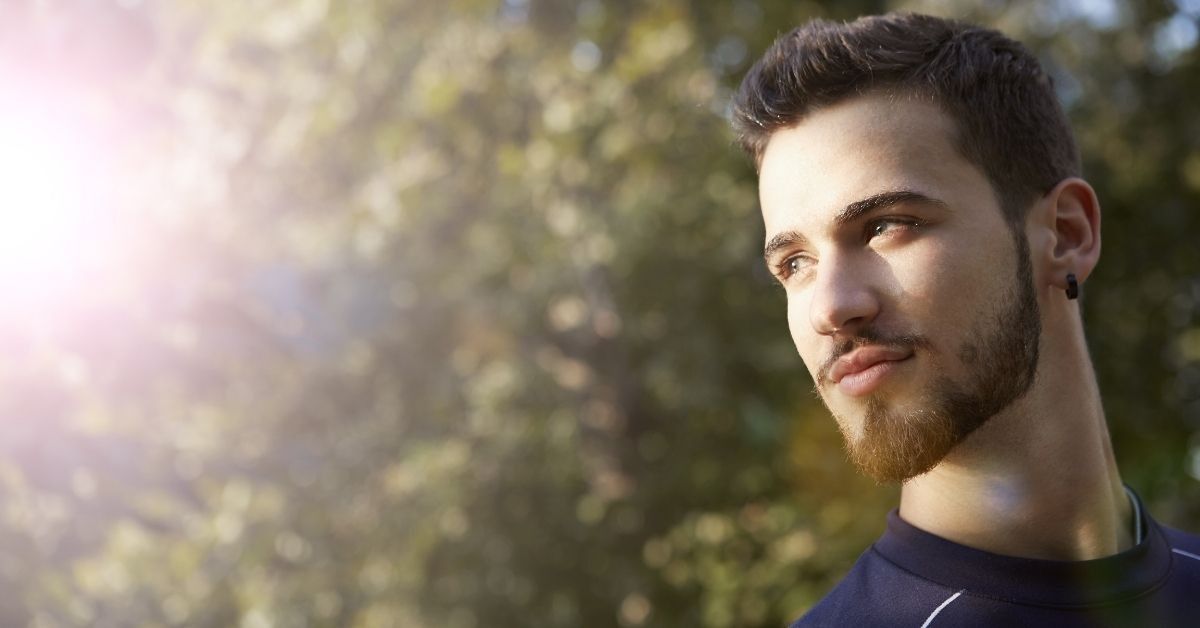 Vitamins for Beard Growth & Facial Hair - How They Work