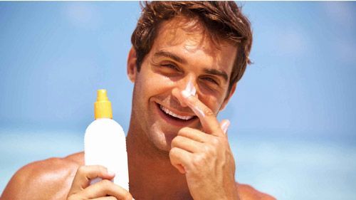 The Complete Guide To Choosing Sunscreen For Men In 2021