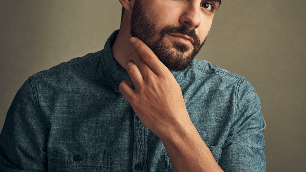 Beard Dandruff: What Causes It, Treatment & Home Remedies