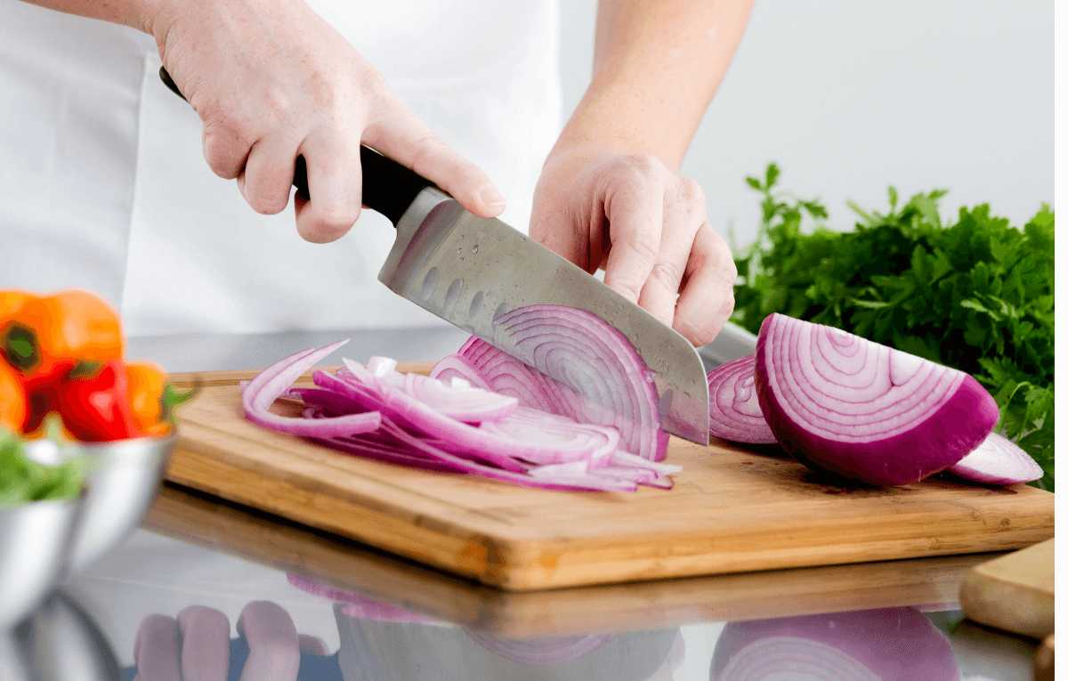 Top 10 Onion Benefits For Men and Everyone Else