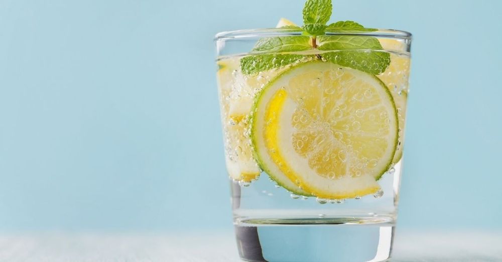 Benefits & Disadvantages of Drinking Lemon Water Daily ~ Fact-Based